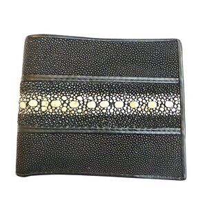 Devy Men's Bi-Fold Wallet Black Genuine Stingray Leather Made In Thailand